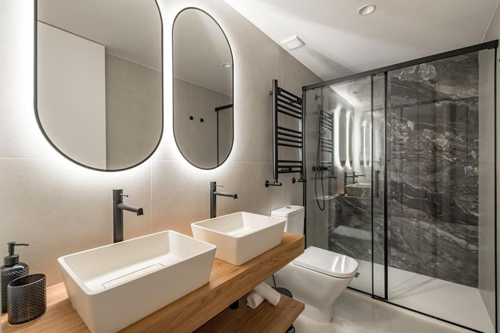 マドリードPuerta Del Sol 3Br 3Bhアパートメント エクステリア 写真