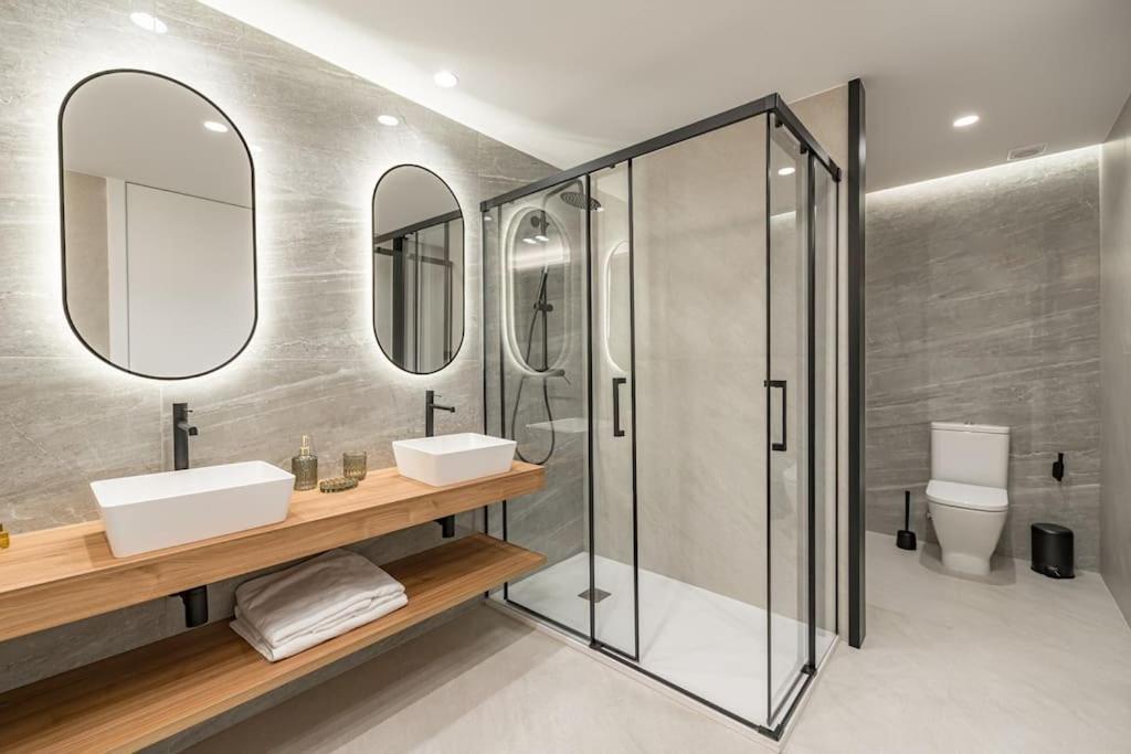マドリードPuerta Del Sol 3Br 3Bhアパートメント エクステリア 写真