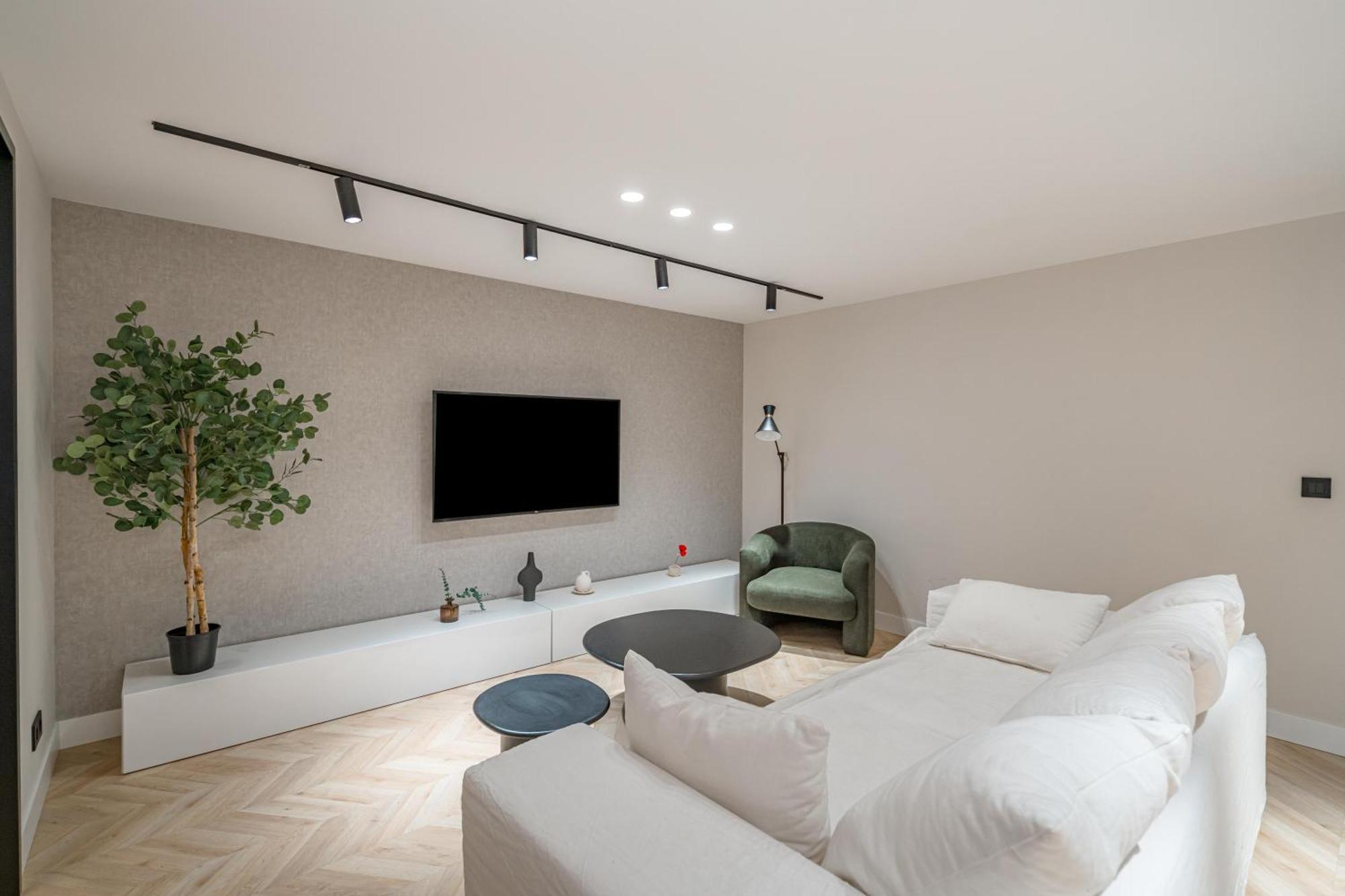 マドリードPuerta Del Sol 3Br 3Bhアパートメント エクステリア 写真